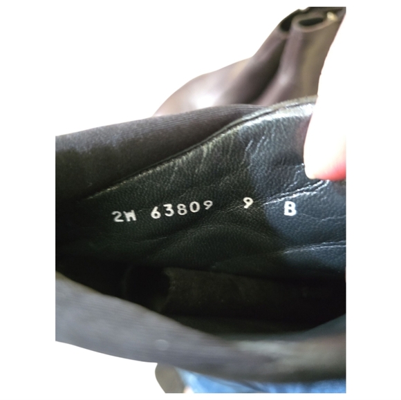 Stuart Weitzman Black and Leopard Ankle Boots - Picture 10 of 12